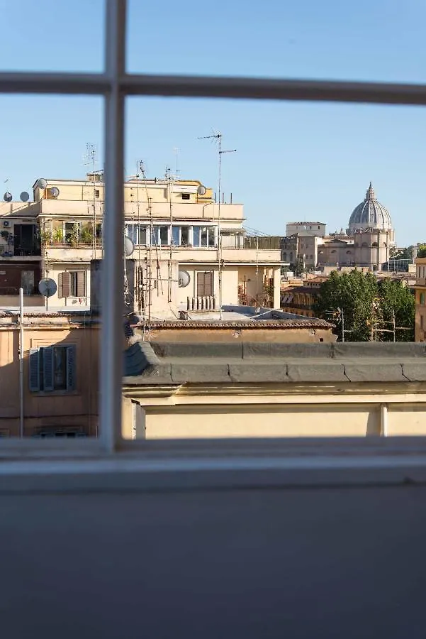 Terrazza Giuliana Rooftop Rom 0*,