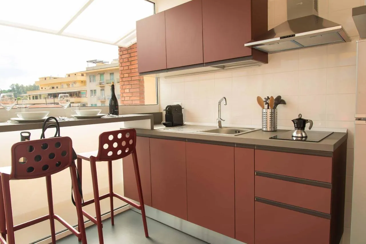 Terrazza Giuliana Rooftop Рим 0*,  Италия