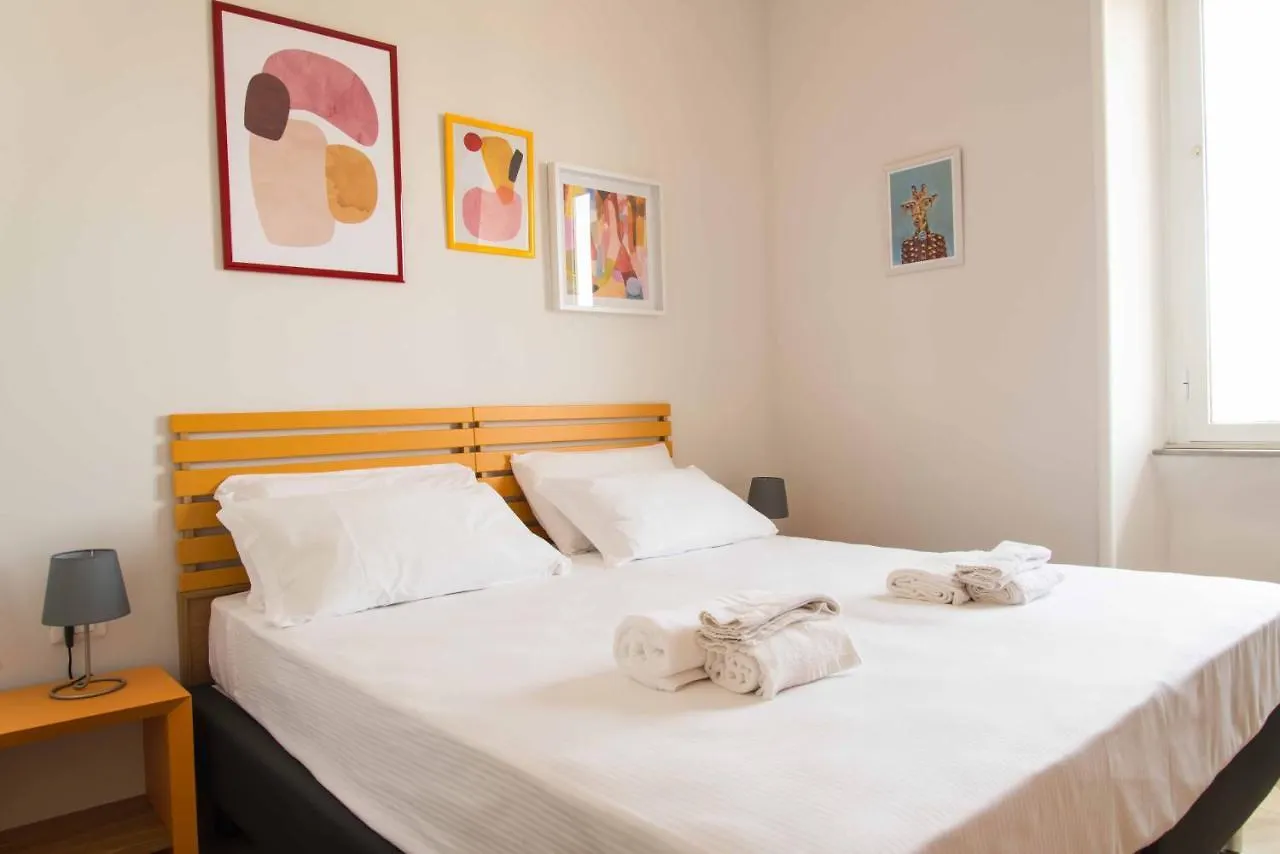 Terrazza Giuliana Rooftop Рим Гостевой дом